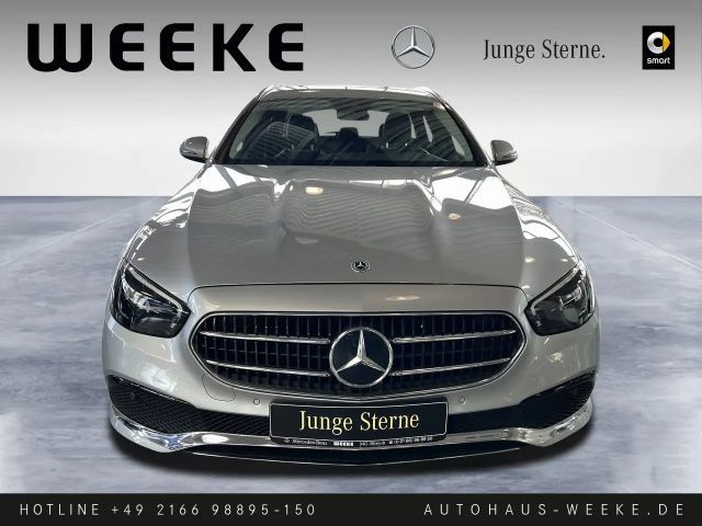 Mercedes-Benz E 220 AVANTGARDE E 220 d Estate