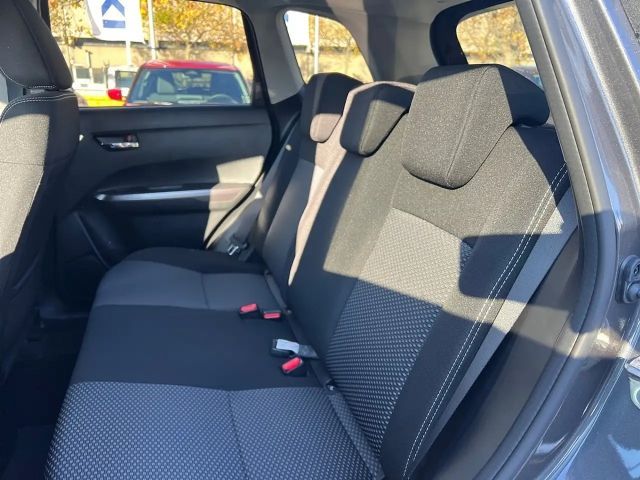 Suzuki Vitara Hybrid Shine