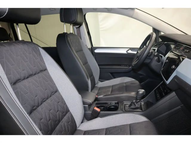 Volkswagen Touran Comfortline IQ.Drive R-Line