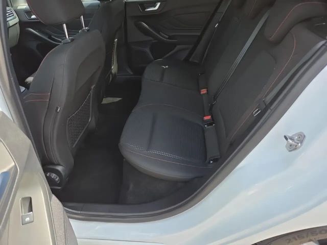 Ford Focus EcoBoost ST Line Wagon