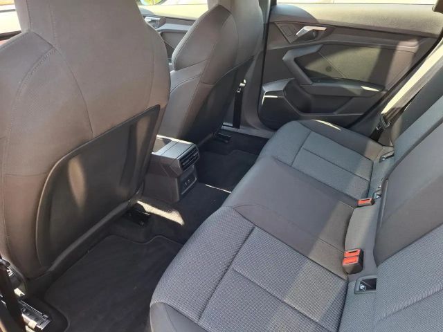 Audi A3 30 TFSI S-Tronic Sedan Sportback