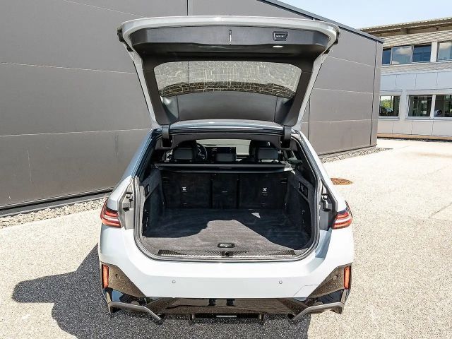 BMW 520 520d M-Sport Touring