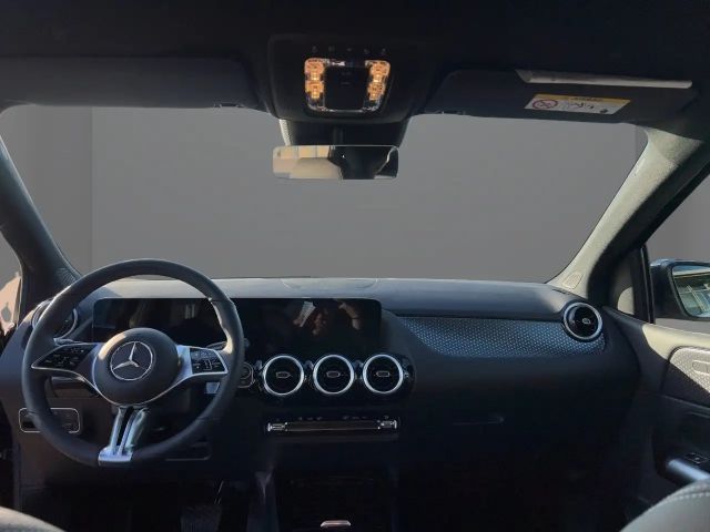 Mercedes-Benz B 250 4MATIC Progressive Sedan