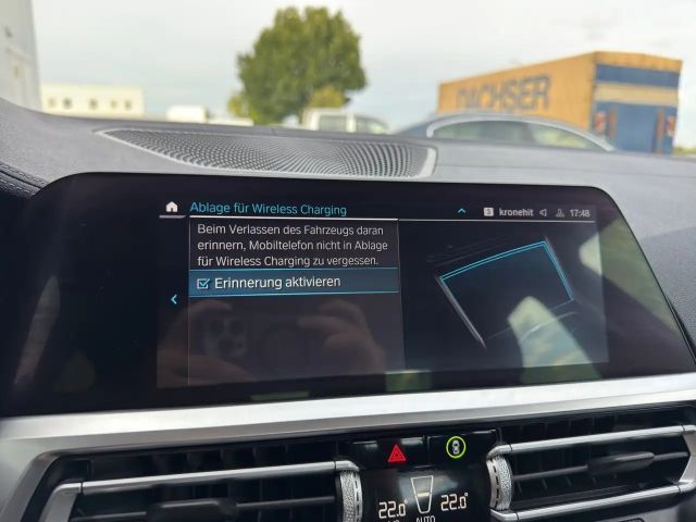 BMW 330 330e Luxury Line Sedan