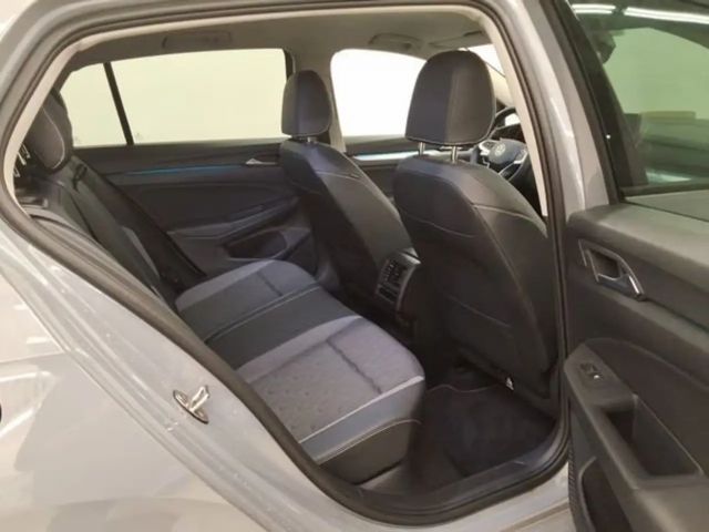 Volkswagen Golf 1.5 TSI