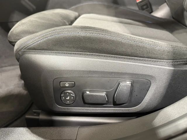 BMW 330 330d M-Sport Touring xDrive