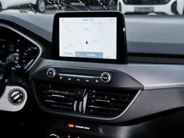 Ford Focus Cool & Connect