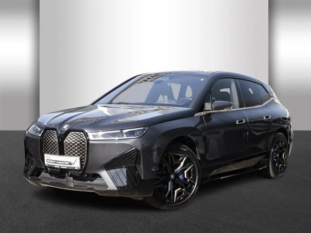 BMW iX xDrive40