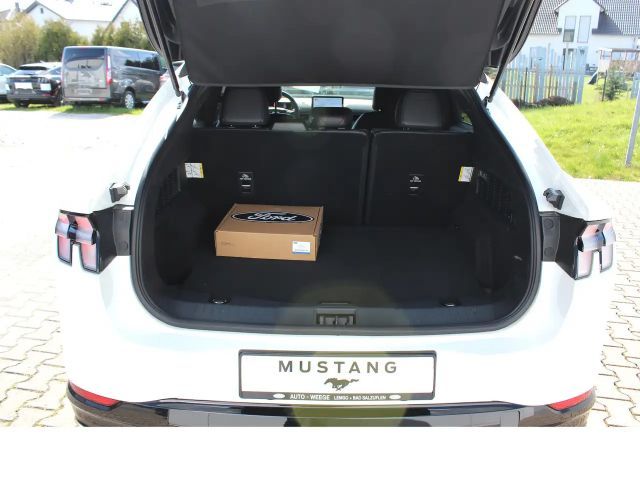 Ford Mustang Mach-E AWD