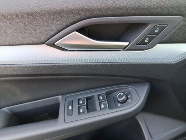 Volkswagen Golf 1.5 TSI Golf VIII