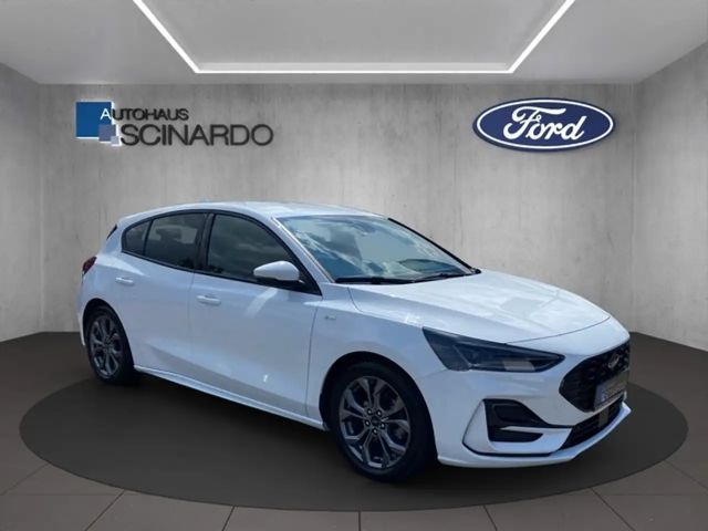Ford Focus EcoBoost ST Line