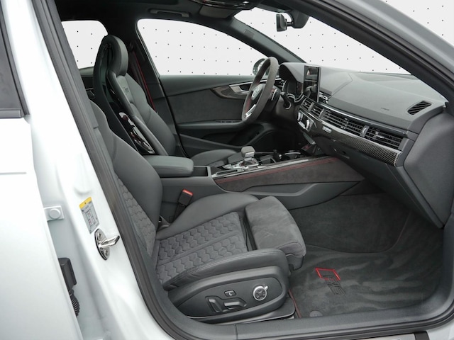 Audi RS4 Avant Quattro