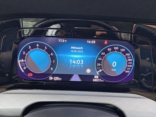 Volkswagen Golf Life Variant