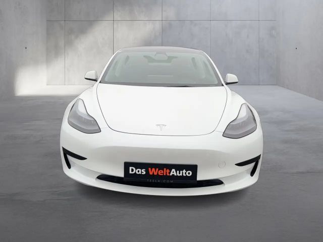 Tesla Model 3 RWD