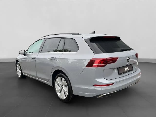 Volkswagen Golf 2.0 TDI DSG Style Variant