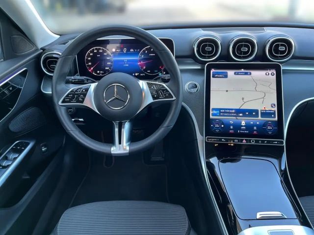 Mercedes-Benz C 180 AVANTGARDE Sedan