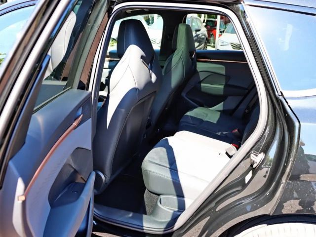 Cupra Terramar 1.5 e-Hybrid VZ