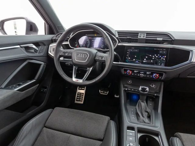 Audi Q3 S-Line