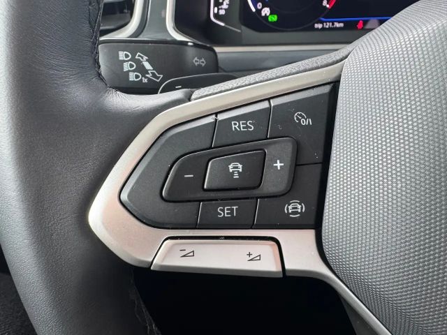 Volkswagen T-Roc 1.5 TSI DSG Style