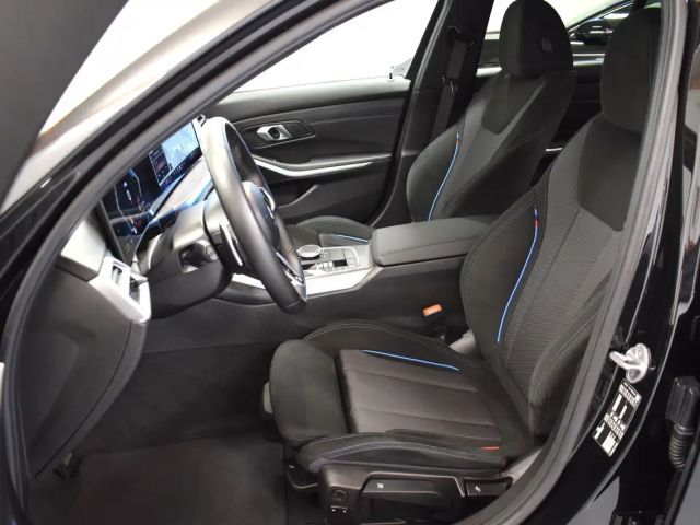 BMW 320 320d M-Sport Sedan