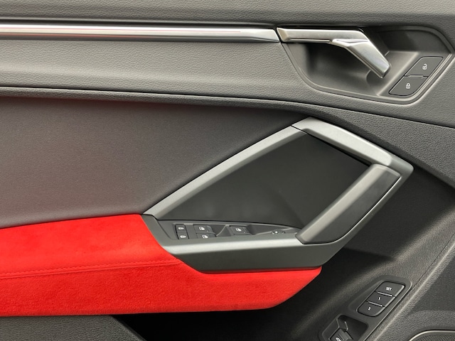 Audi RS Q3 Quattro S-Tronic