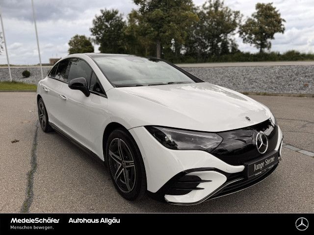 Mercedes-Benz EQE 300 Sedan