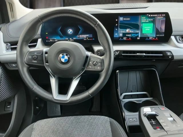 BMW 218 218d Sedan
