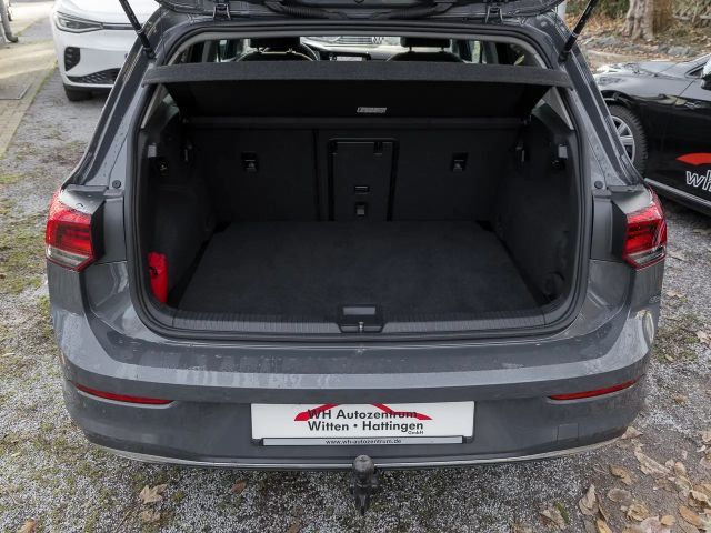 Volkswagen Golf 2.0 TSI DSG Golf VIII Style