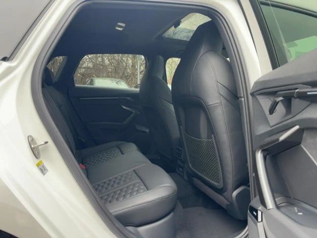 Audi RS3 Quattro S-Tronic Sedan Sportback