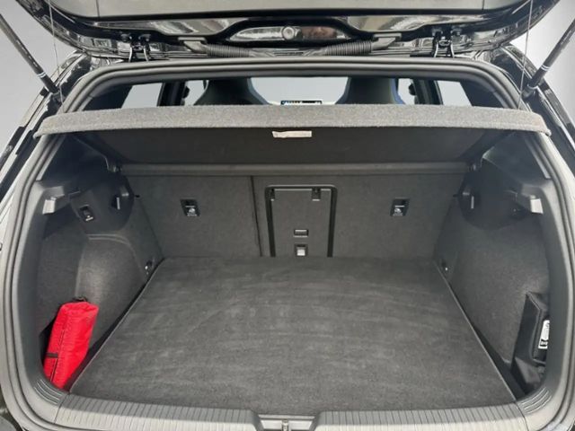 Volkswagen Golf 2.0 TSI DSG Golf VIII