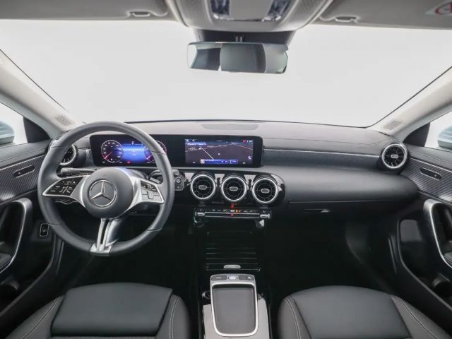 Mercedes-Benz CLA 180 Coupé