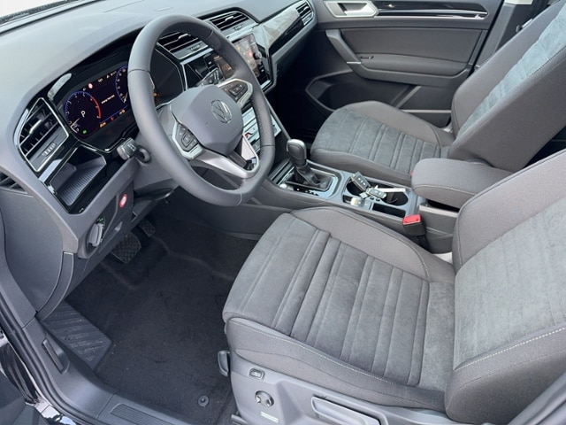 Volkswagen Touran 1.5 TSI DSG