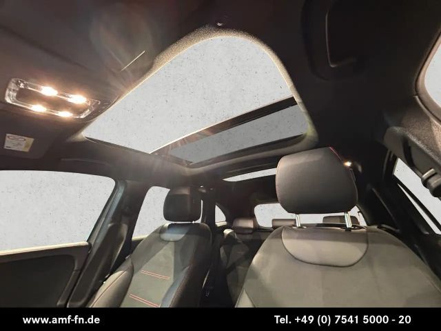 Mercedes-Benz GLA 180 AMG Line