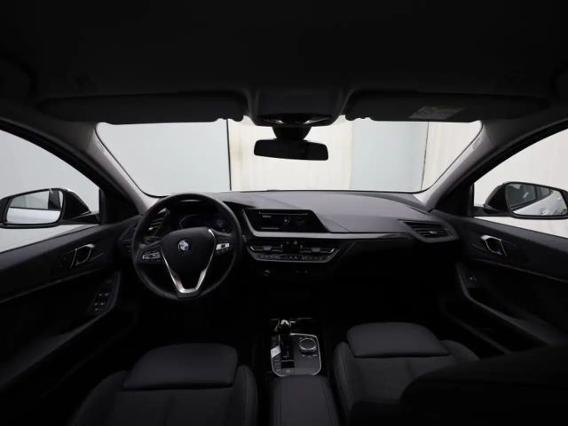 BMW 116 Sedan Sport Line