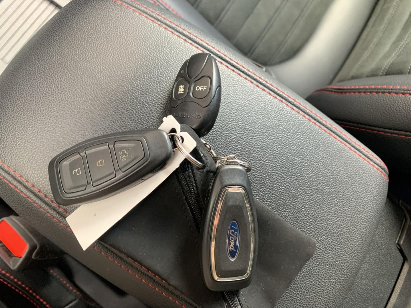 Ford Kuga Hybrid ST Line X