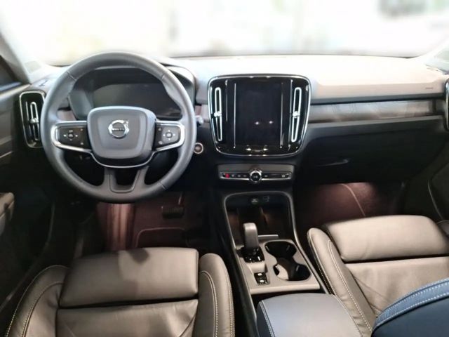 Volvo XC40 Core Recharge T5