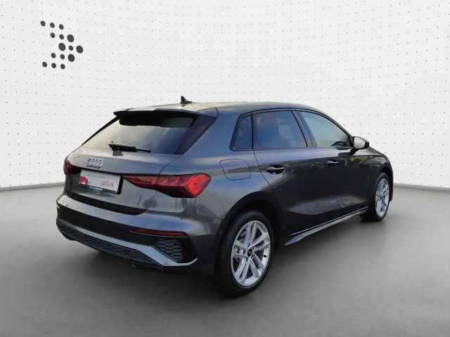 Audi A3 45 TFSI Hybride S-Line Sedan