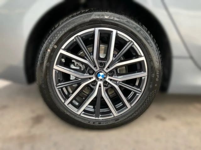 BMW 218 218d Active Tourer Sedan