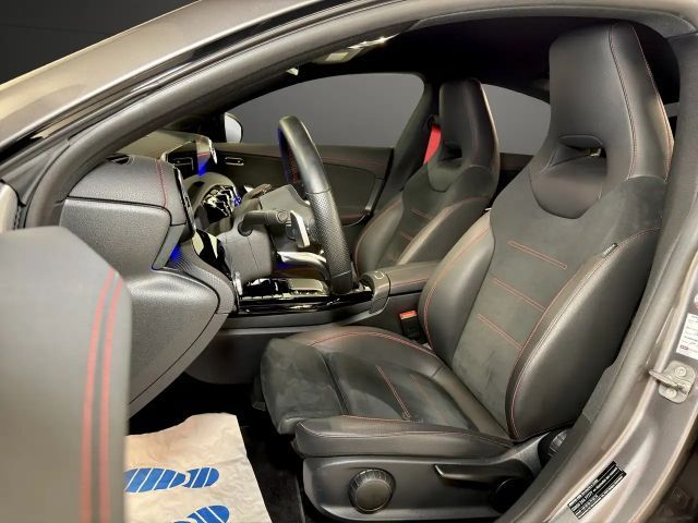 Mercedes-Benz CLA 35 AMG AMG Line Coupé