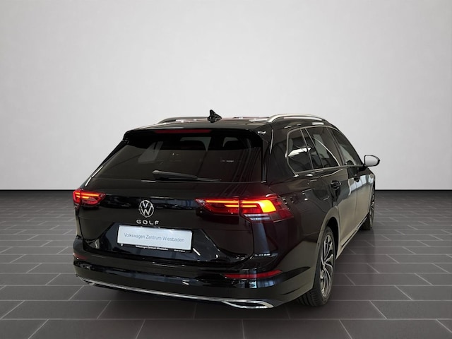 Volkswagen Golf 1.5 TSI Life Variant