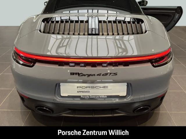 Porsche 992 4 Coupé GTS Targa