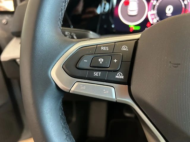 Volkswagen Golf DSG Life