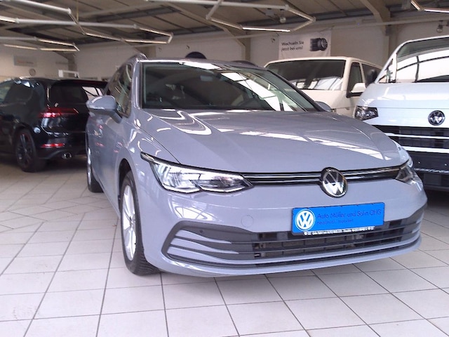 Volkswagen Golf Life Variant