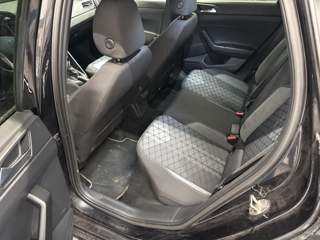 Volkswagen Polo 1.0 TSI DSG R-Line