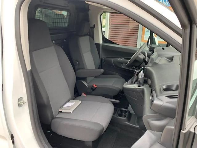 Opel Combo XL Edition/AHK