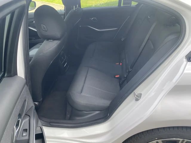 BMW 318 318i Comfort pakket Sedan