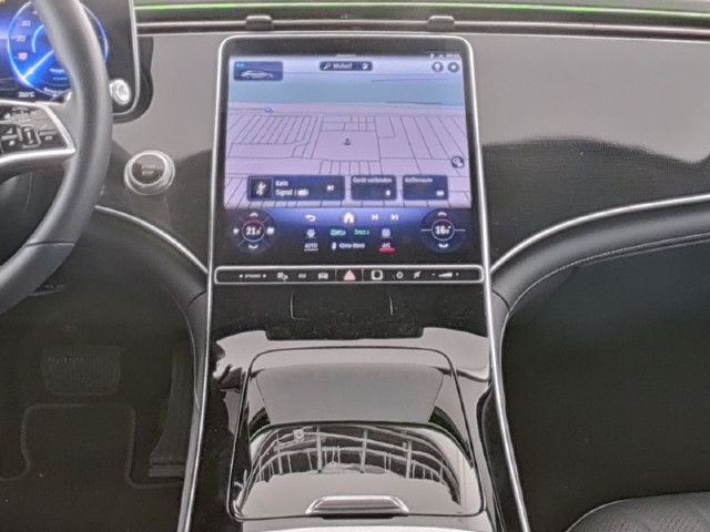 Mercedes-Benz EQS 450 Sedan