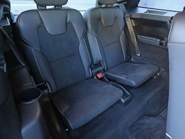 Volvo XC90 AWD R-Design