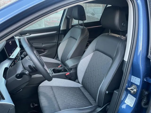 Volkswagen Golf 1.5 eTSI DSG Golf VIII Life