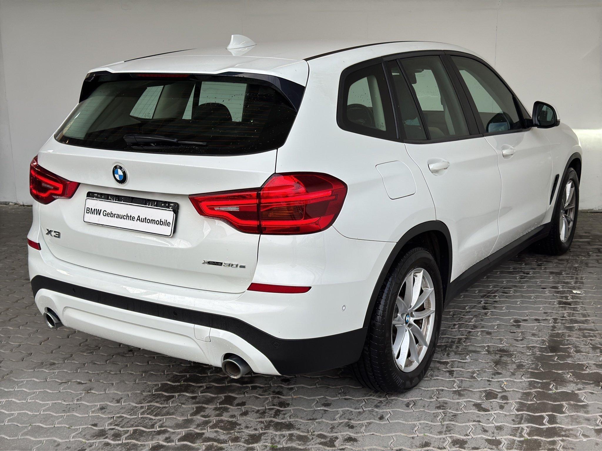 BMW X3 xDrive30e